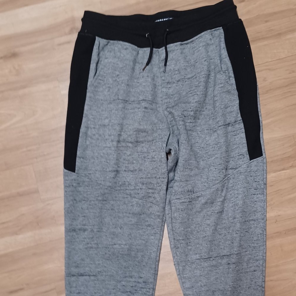 Men's Gray and Black Sweats/Joggers
